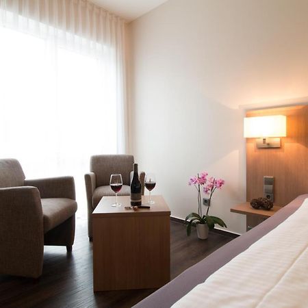 Gaestehaus Bauer - Schlafen Auf Dem Weingut Heilbronn Esterno foto